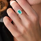 Золотое кольцо с изумрудом и бриллиантами 228821521 от ювелирного магазина Оникс - 1