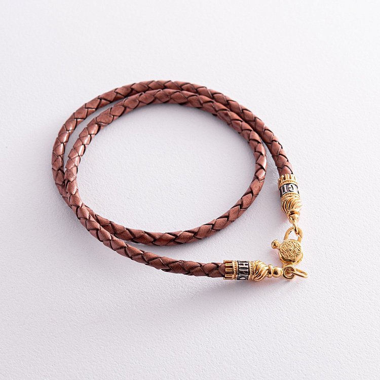 Кожаный шнурок с серебряной застежкой (позолота, чернение) 18769 от ювелирного магазина Оникс