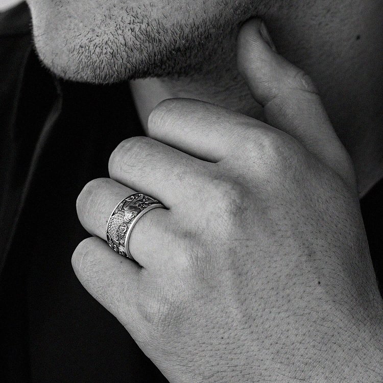 Срібна каблучка "Японські коропи Кої та хвилі" 7020 від ювелірного магазину Онікс - 13