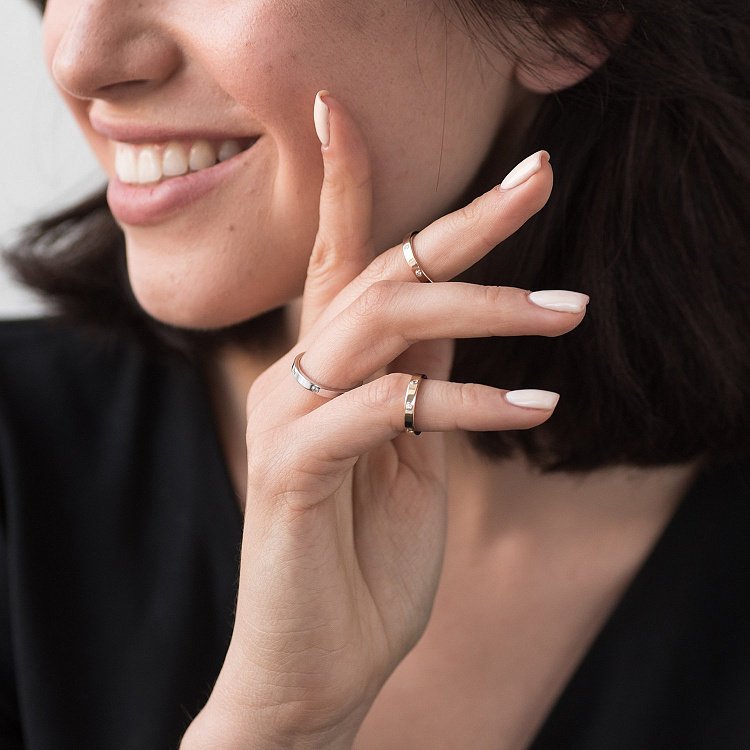 Золотое кольцо с фианитами к02950 от ювелирного магазина Оникс - 6