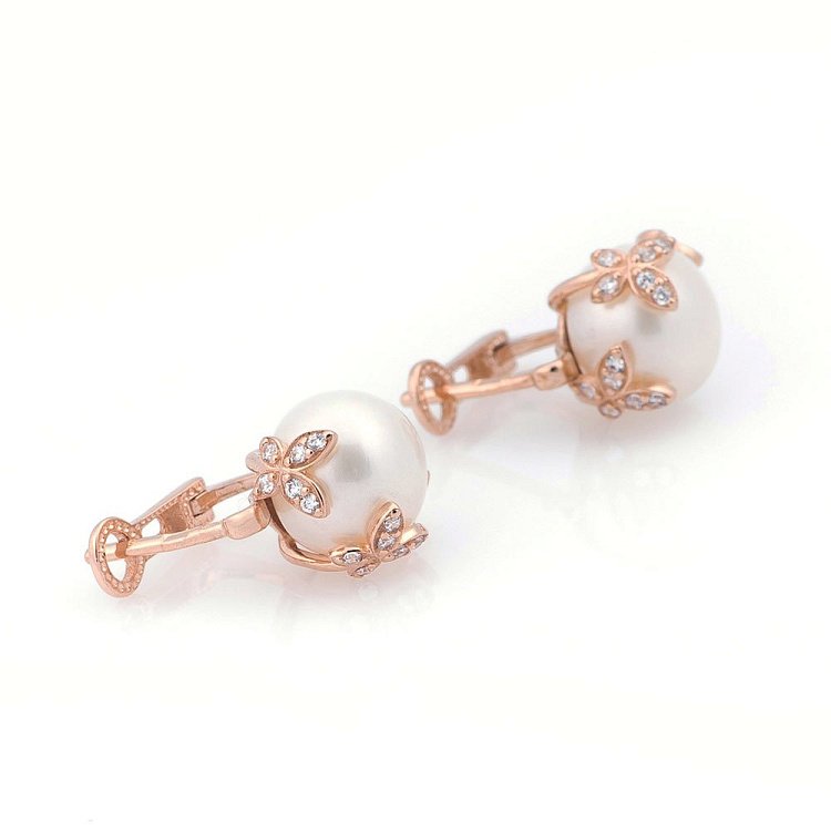 Золотые серьги с фианитами и культ. пресн. жемчугом с04996 от ювелирного магазина Оникс