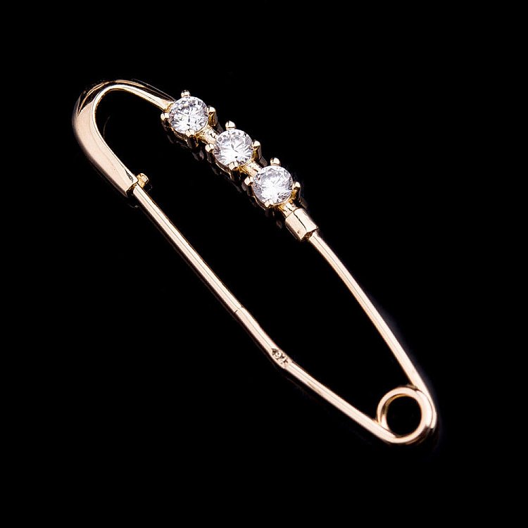 Золотая булавка с фианитами зак00217 от ювелирного магазина Оникс - 2