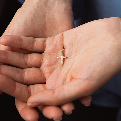 Хрестик у червоному золоті (фіаніти) п04028 №2