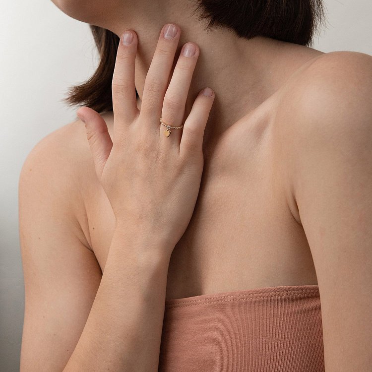 Золота каблучка "Сердечко" з фіанітом к06789 від ювелірного магазину Онікс - 2