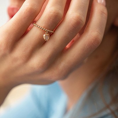 Шариковое золотое кольцо "Сердечко" с перламутром к07203 №4