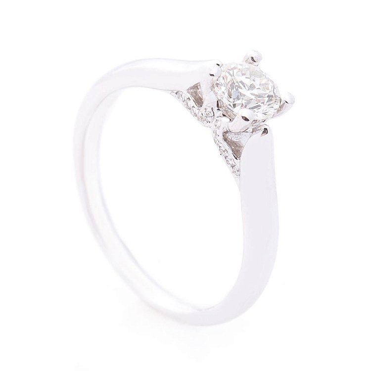 Золотое помолвочное кольцо (бриллианты) кб0203lg от ювелирного магазина Оникс