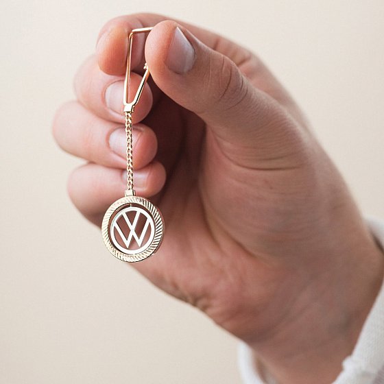 Золотой брелок "Volkswagen - Фольксваген" бр00062 №2