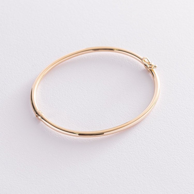 Жесткий браслет в желтом золоте б04751 от ювелирного магазина Оникс