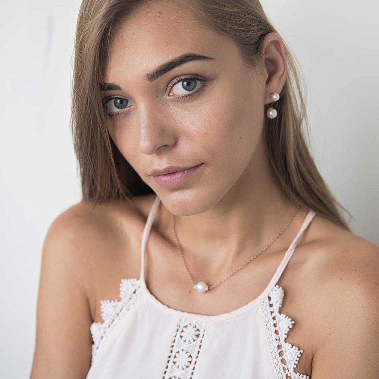 Золоте кольє з культивованими прісноводним перлами і фіанітами 536 від ювелірного магазину Онікс - 7