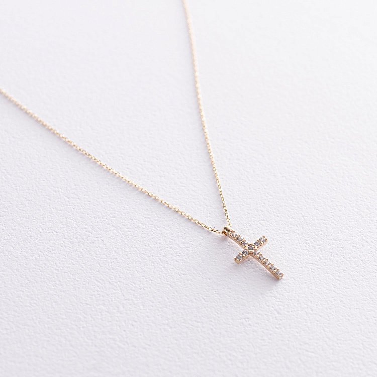Колье "Крестик" в желтом золоте (фианиты) кол01813 от ювелирного магазина Оникс