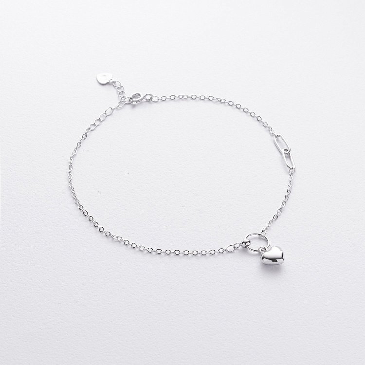 Срібний браслет "Сердечко" на ногу 141788 від ювелірного магазину Онікс