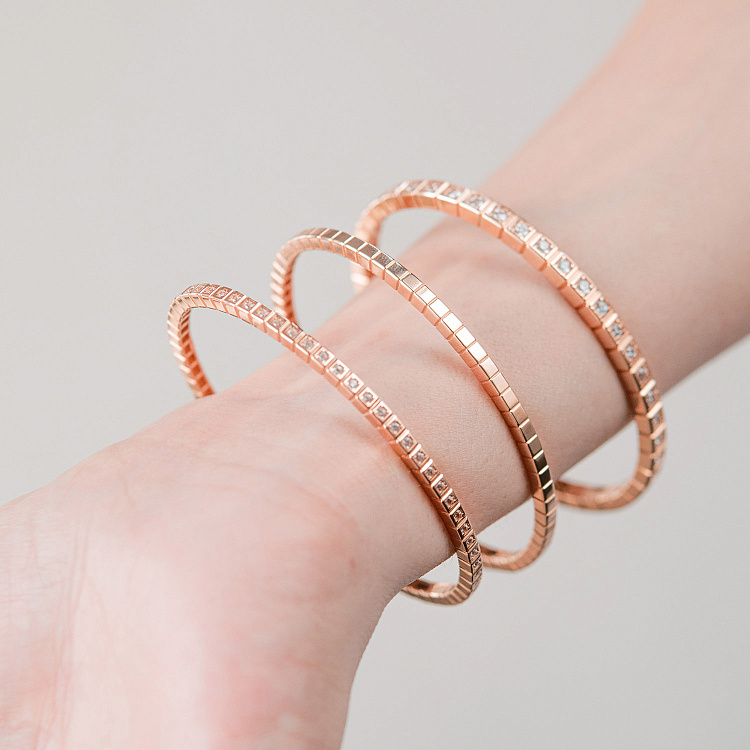 Жесткий золотой браслет "Кубики" (фианиты) б05616 от ювелирного магазина Оникс - 7