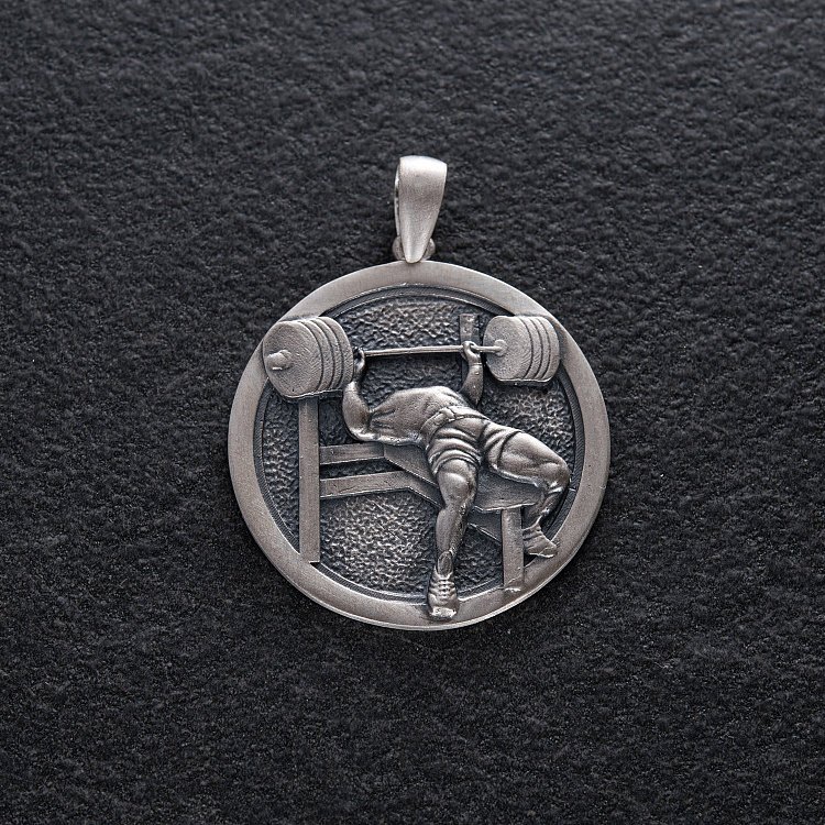 Срібний кулон "Спортсмен зі штангою" (можливе гравіювання) 133216 від ювелірного магазину Онікс