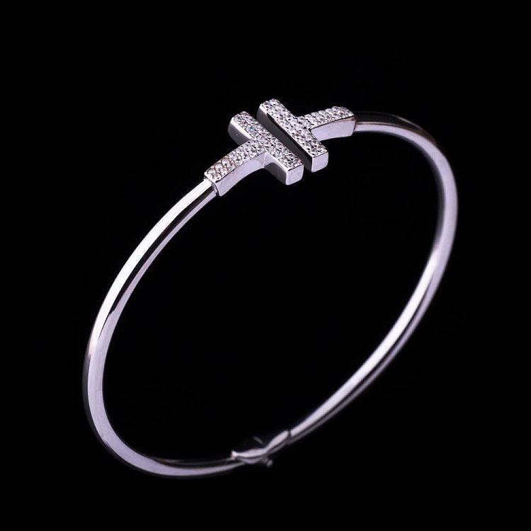 Золотий браслет з фіанітами б02041 від ювелірного магазину Онікс