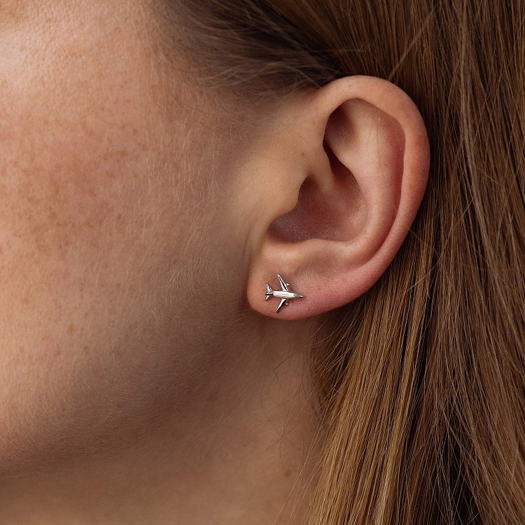 Срібні сережки - пусети "Літак" mini 123351 від ювелірного магазину Онікс - 1