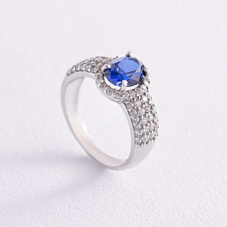 Серебряное кольцо с сапфиром и фианитами 1336/1р-HSPH от ювелирного магазина Оникс