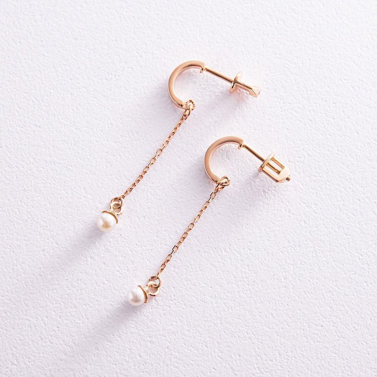 Золотые серьги - пусеты "Миранда" с жемчугом на цепочке с07939 от ювелирного магазина Оникс - 4