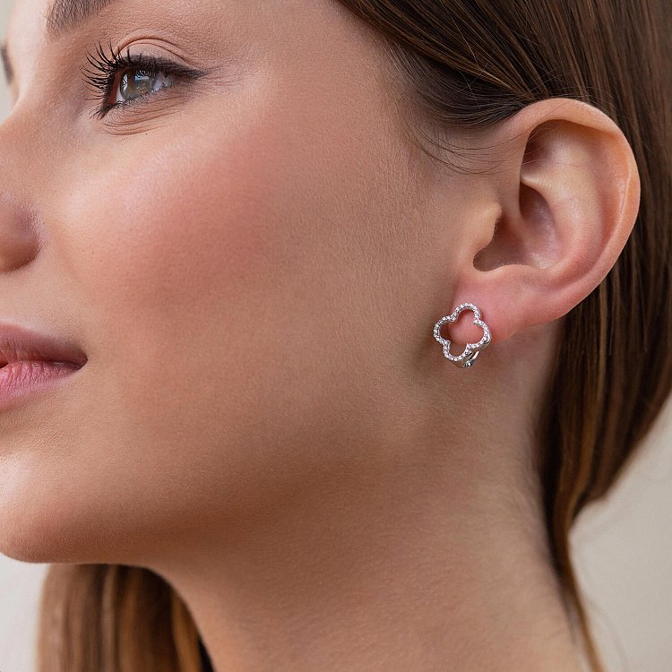 Серебряные серьги "Клевер" с фианитами 008250 от ювелирного магазина Оникс - 3