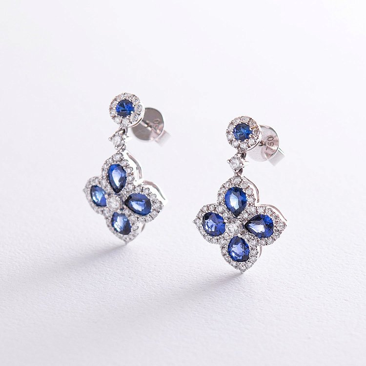 Золоті сережки "Конюшина" (діаманти, сапфіри) E00739mi від ювелірного магазину Онікс