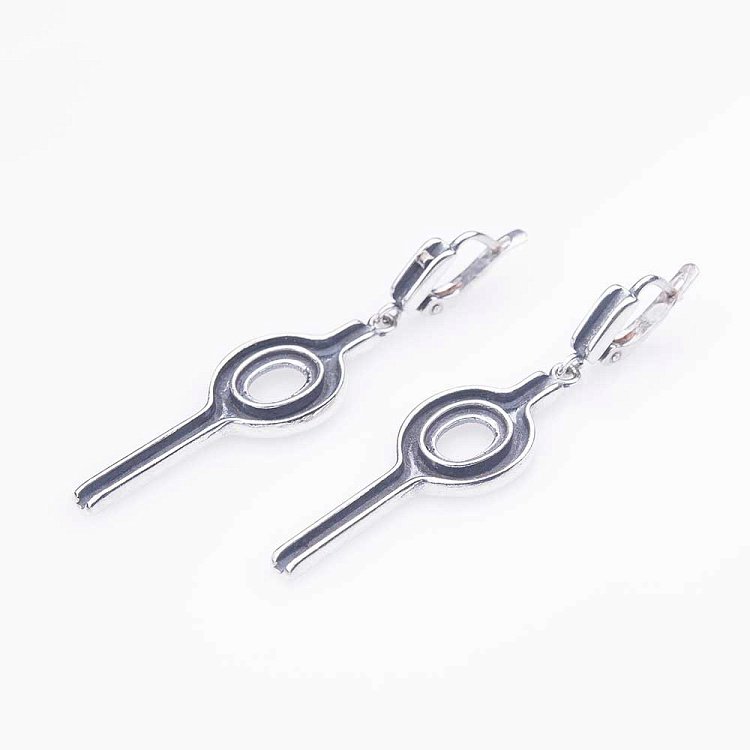 Серебряные серьги 12229 от ювелирного магазина Оникс