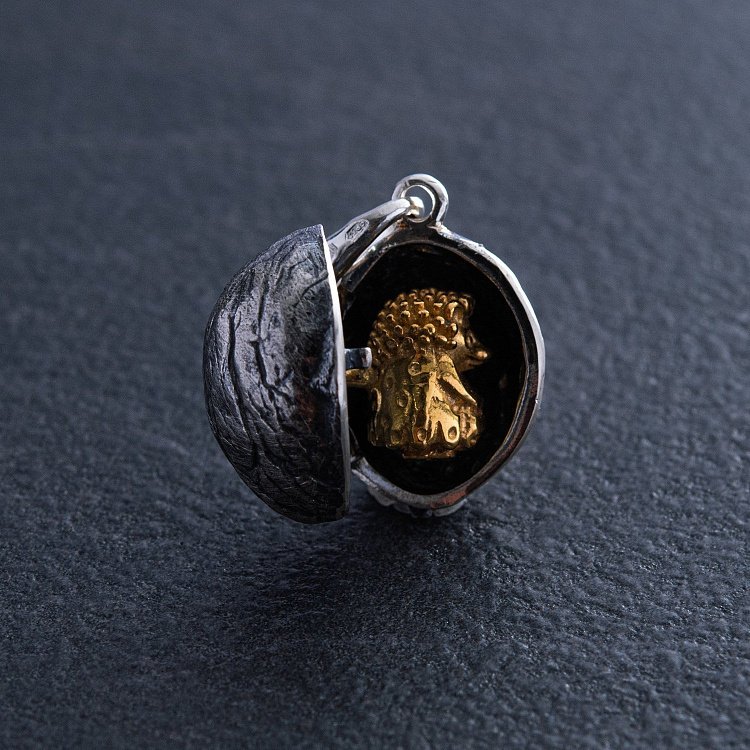 Срібна підвіска "Їжачок в горішку" ручної роботи 133114 від ювелірного магазину Онікс - 2