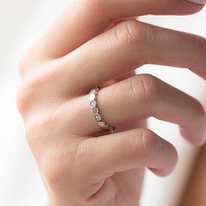 Серебряное кольцо "Грани" с фианитами 112581 №5