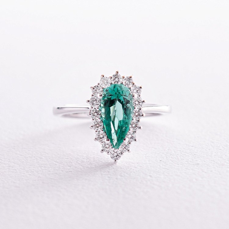 Золотое кольцо с изумрудом и бриллиантами 228851521 от ювелирного магазина Оникс