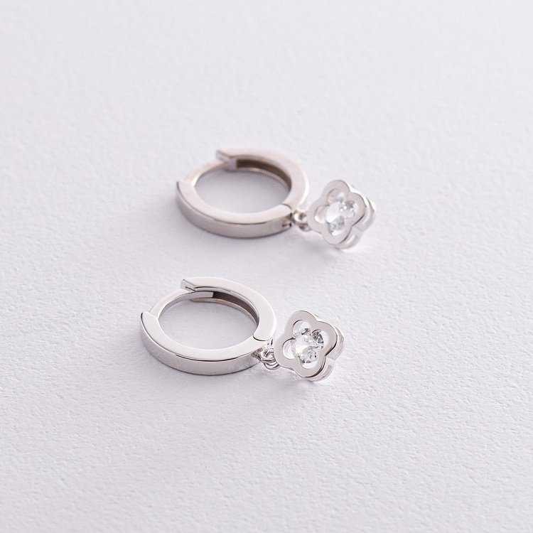 Срібні сережки - кільця "Конюшина" (фіаніти) OR124010 від ювелірного магазину Онікс - 6