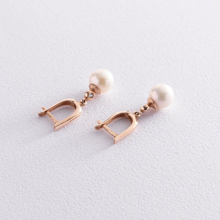 Золоті сережки з культ. прісн. перлами і фіанітами с06562 від ювелірного магазину Онікс - 2