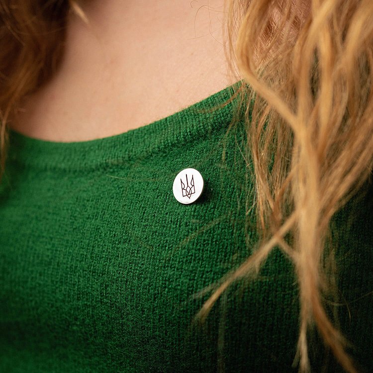 Срібний значок "Герб України - Тризуб" 20055 від ювелірного магазину Онікс - 3