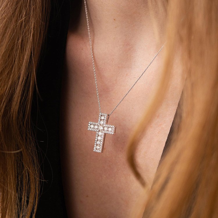 Золоте кольє "Хрестик" з діамантами колб0072di від ювелірного магазину Онікс