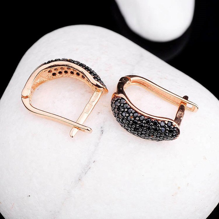 Золоті жіночі сережки з чорними фіанітами с03179 від ювелірного магазину Онікс - 1