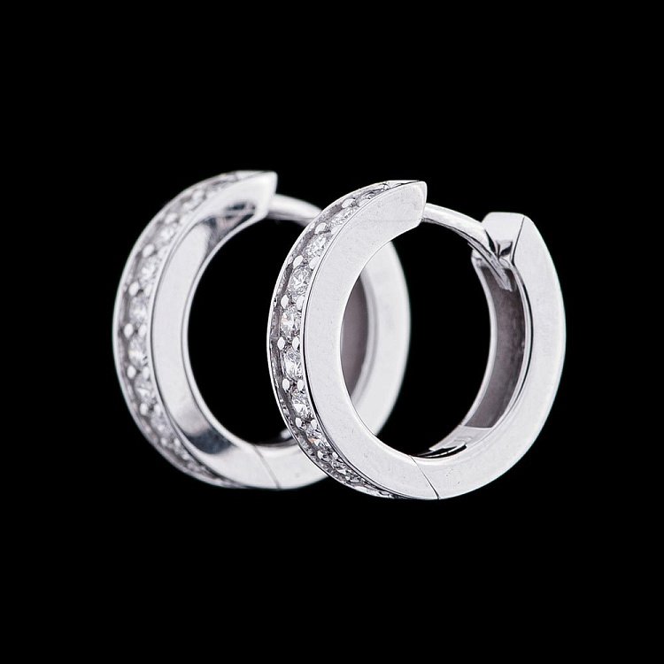 Золоті сережки "Кільця" з діамантами е0548б від ювелірного магазину Онікс - 1