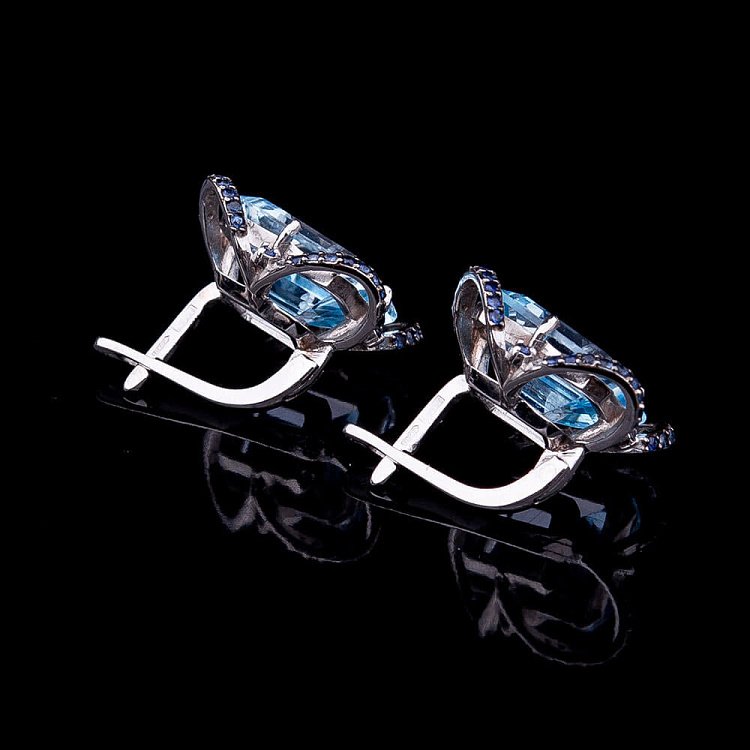 Золотые серьги с голубым топазом и синими сапфирами 14048728 от ювелирного магазина Оникс - 2