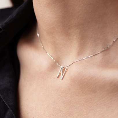 Золоте кольє з літерою "N" з діамантами 133631121 №6