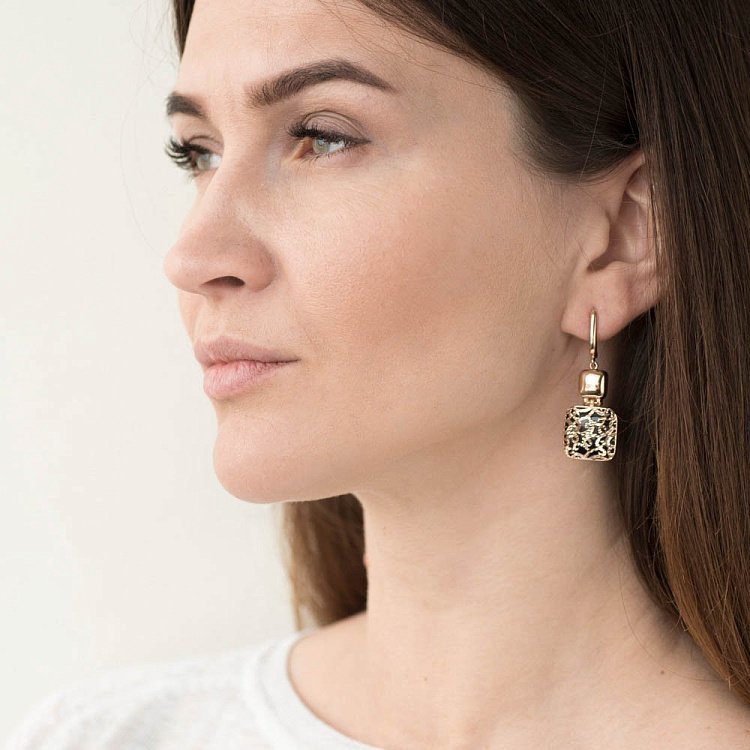 Золоті сережки з емаллю с05453 від ювелірного магазину Онікс - 3