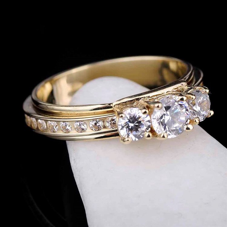 Золота каблучка "Любив, люблю і буду любити" (жовте золото) к03101 від ювелірного магазину Онікс - 1