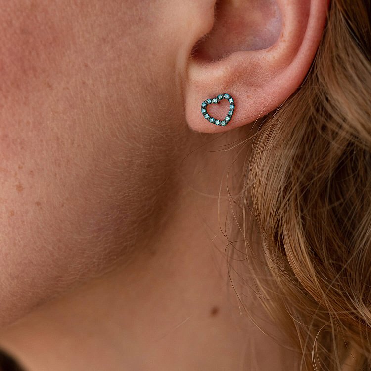 Золотые серьги - пусеты "Сердечки" с голубыми и желтыми бриллиантами 327111121 - 1 Золотые серьги - пусеты "Сердечки" с голубыми и желтыми бриллиантами 327111121 от ювелирного магазина Оникс - 1