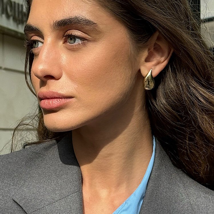 Сережки "Megan" у жовтому золоті (Small) с09085 від ювелірного магазину Онікс - 1