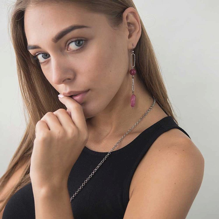 Серьги с родонитом 124с7 Серьги с родонитом 124с7 от ювелирного магазина Оникс