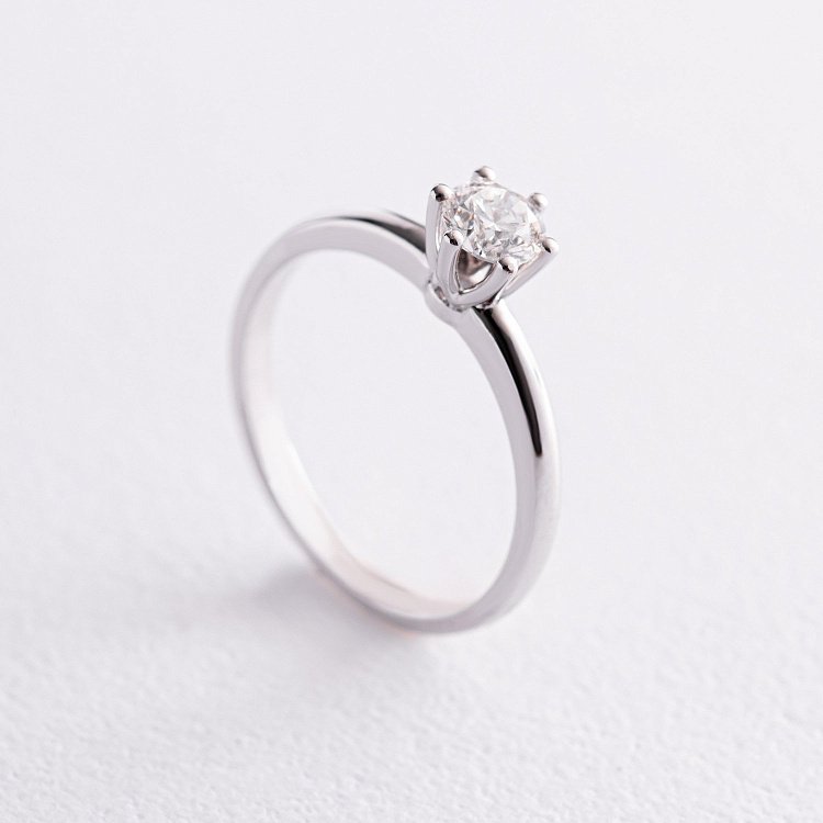 Заручальна золота каблучка з діамантом 24331121 від ювелірного магазину Онікс