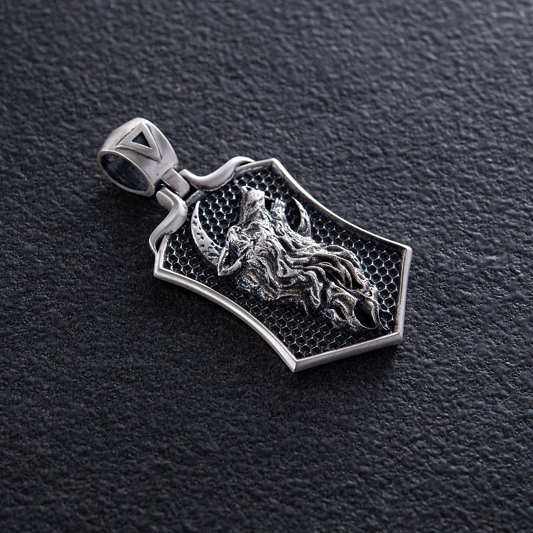 Серебряный кулон "Волк воет на луну" 376 от ювелирного магазина Оникс - 7