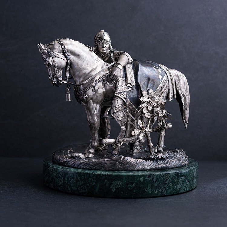 Серебряная фигура ручной работы 23098 от ювелирного магазина Оникс