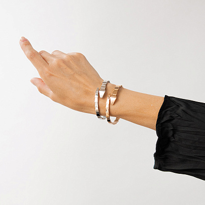 Жесткий браслет "Змея" в белом золоте б05408 №2