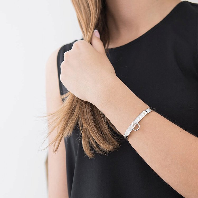 Серебряный браслет с фианитами 14915 от ювелирного магазина Оникс