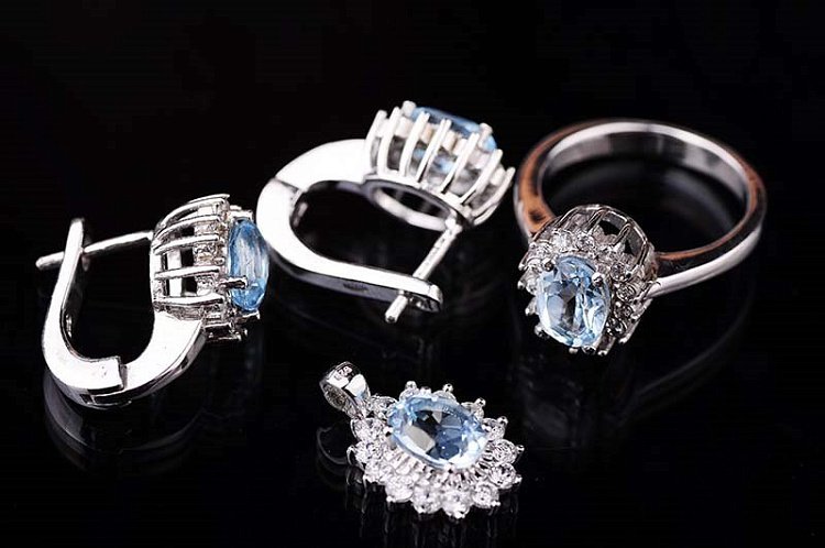 Сережки (блакитний топаз, фіаніти) 12891 від ювелірного магазину Онікс - 2