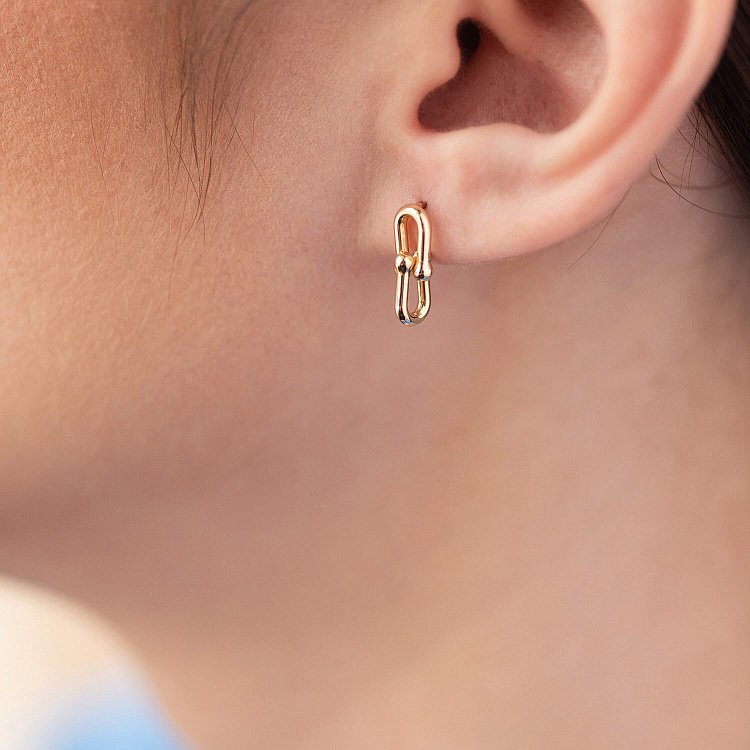 Серьги - пусеты "Фантазия" в желтом золоте с08182 от ювелирного магазина Оникс - 1