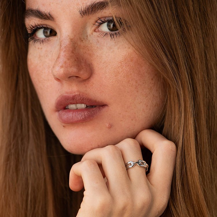 Срібна каблучка "Ланцюжок" 112821 від ювелірного магазину Онікс - 1