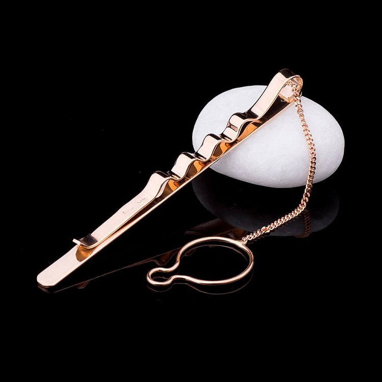 Золотой зажим для галстука заж00061 от ювелирного магазина Оникс