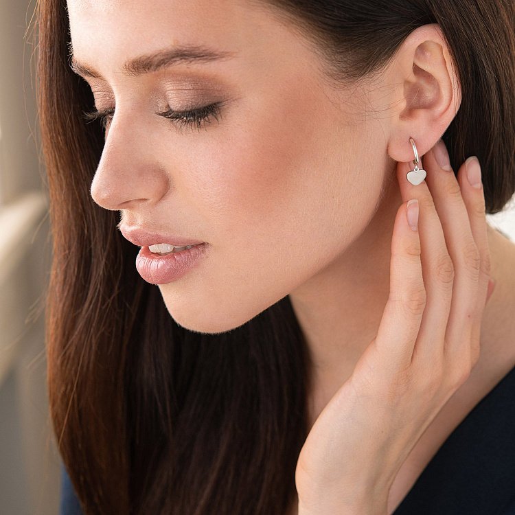 Срібні сережки - пусети "Сердечка" 123022 від ювелірного магазину Онікс - 2